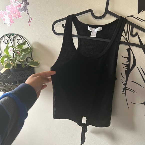 Black Top - Picture 5 of 5